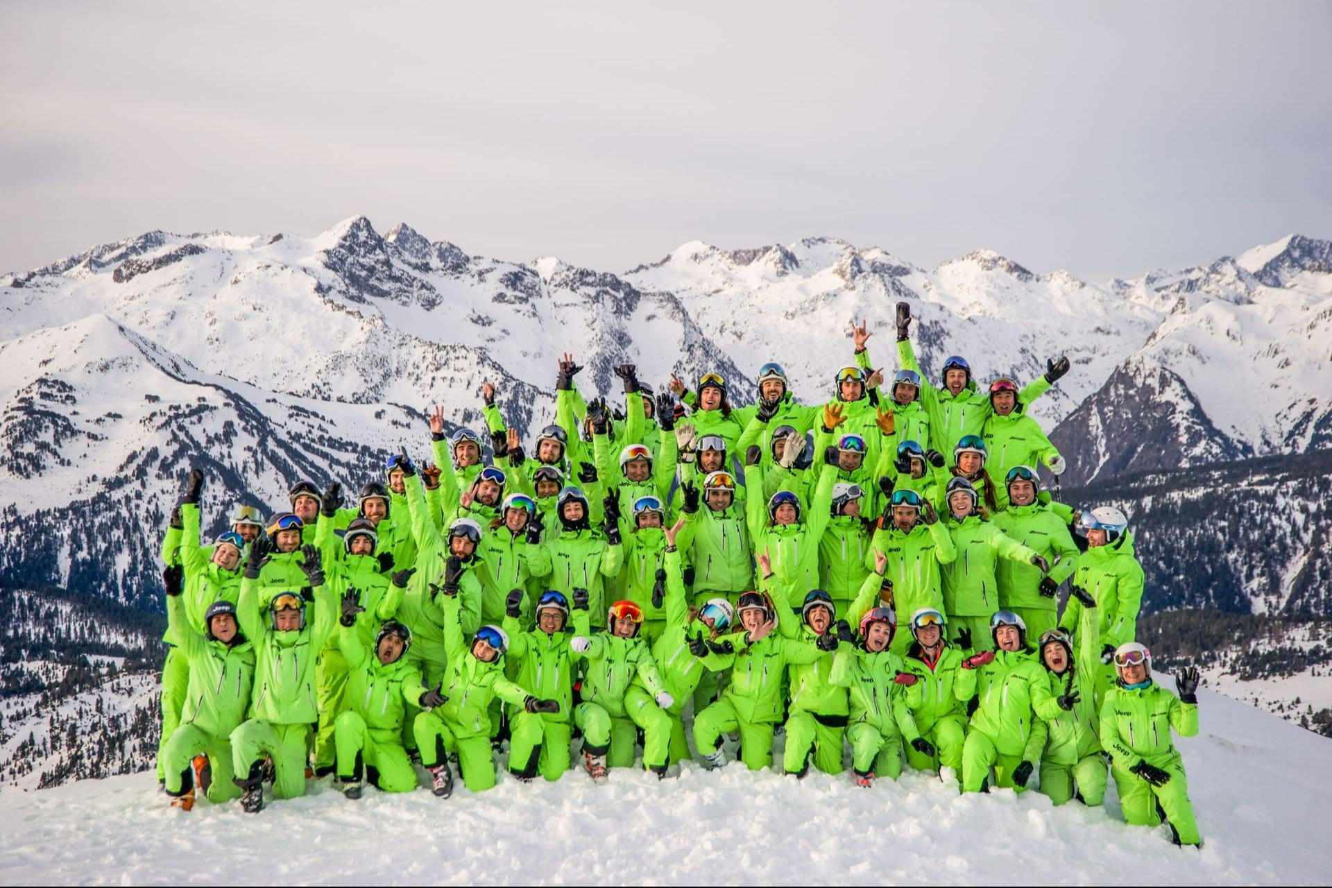 Deportes J.Moga se consolida como una de las escuelas de esquí de referencia en Baqueira