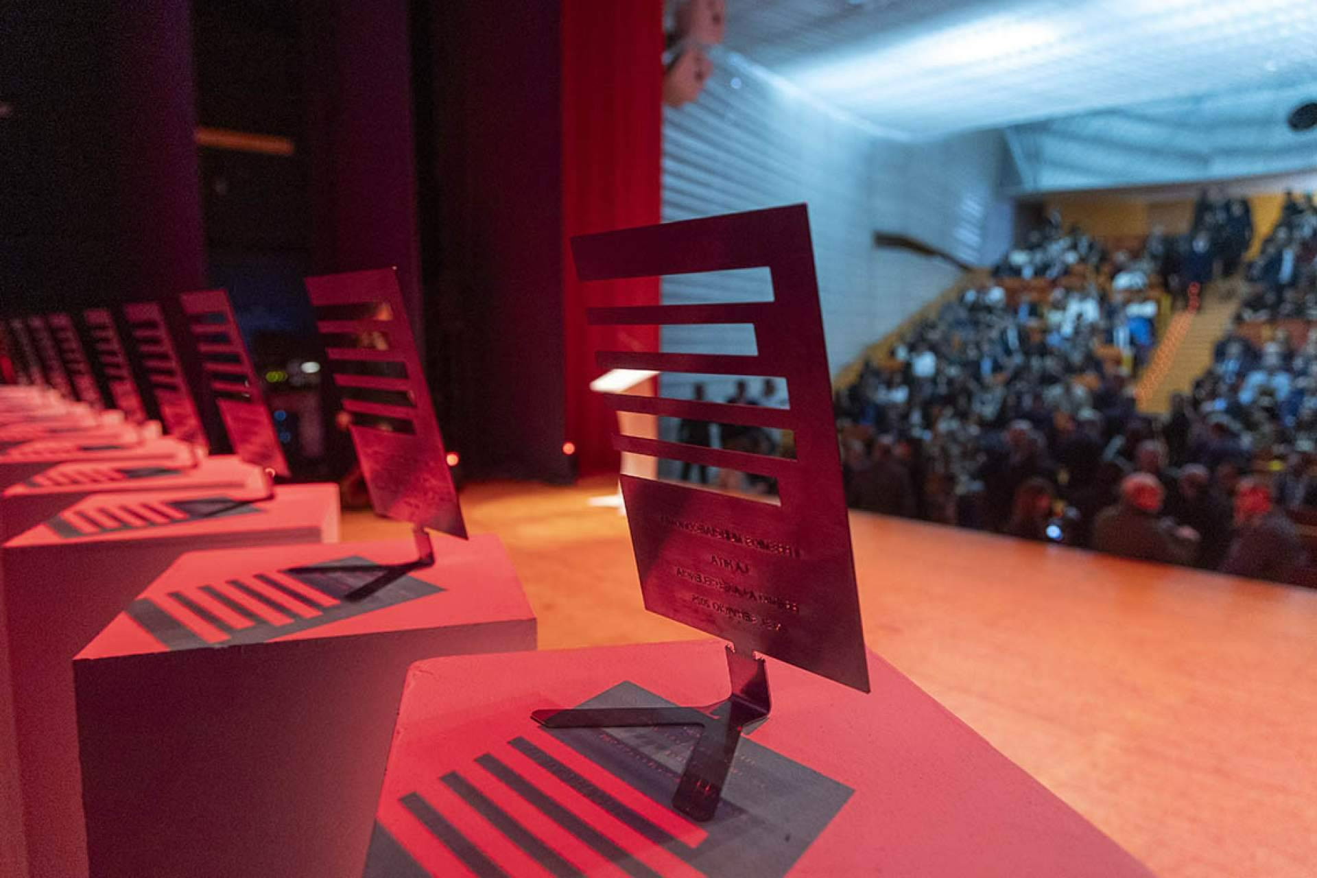 Cuando un congreso encuentra su lugar; Una historia contada a través de un edificio llamado El Batel