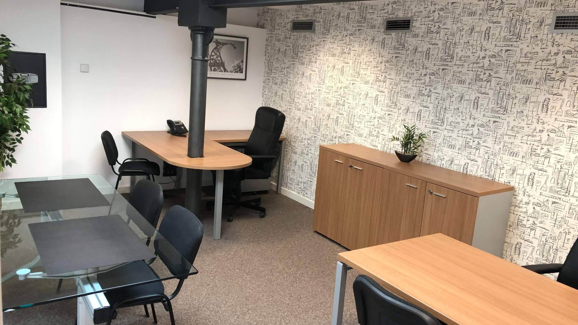 Privacidad y trabajo profesional; así son los despachos individuales y oficinas de hasta cuatro puestos en Barcelona