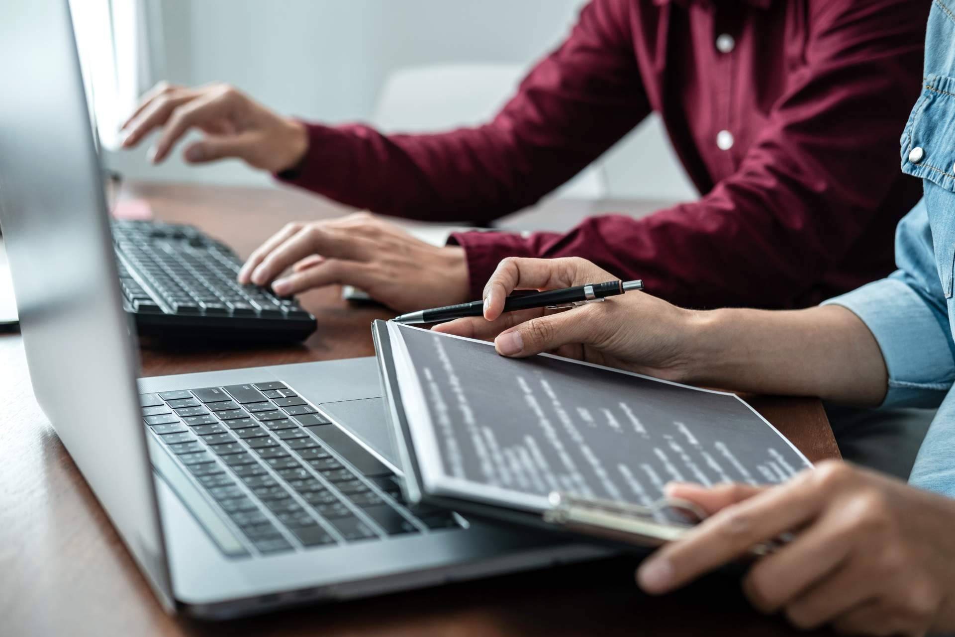 CRM Marca Blanca con VeriFactu; la nueva oportunidad para revendedores, consultoras y empresas de IT