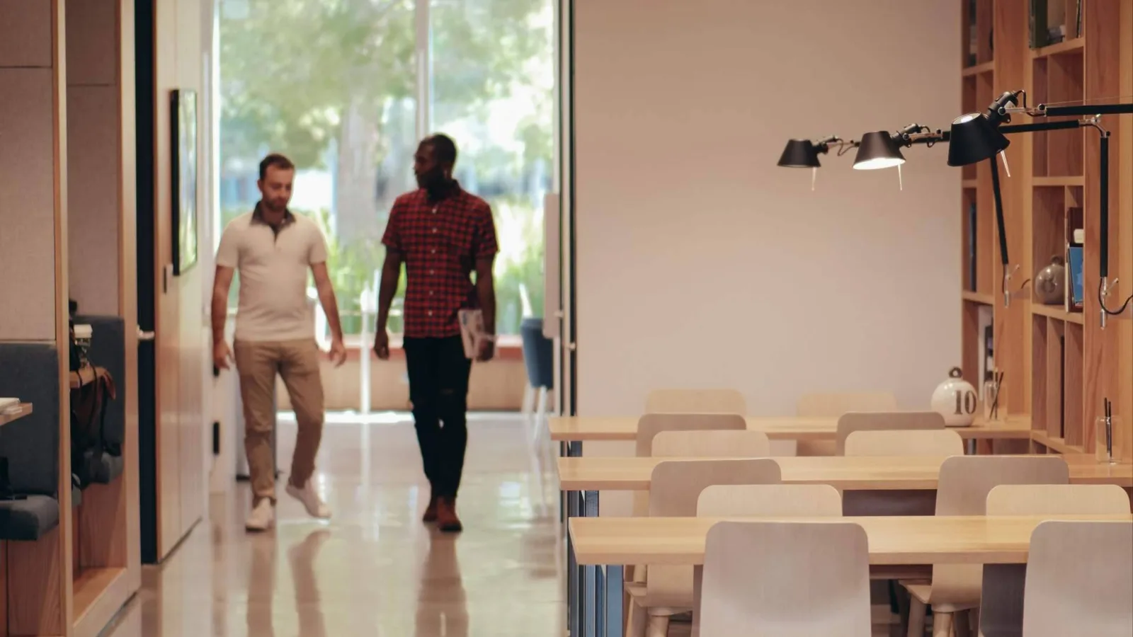 Trabajar desde un coworking; Català Reinón Abogados explica qué responsabilidades mantiene la empresa